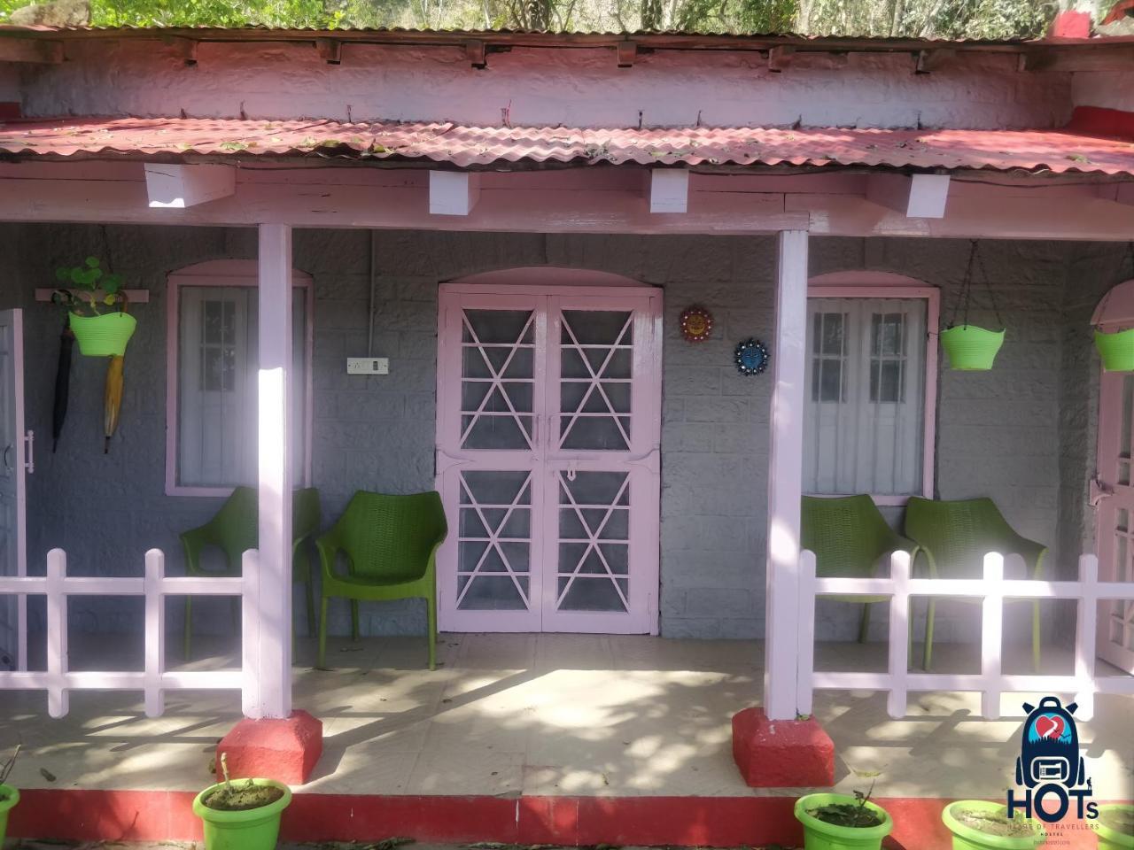 Hots Nainital Hostel Patwa Dunga Kültér fotó
